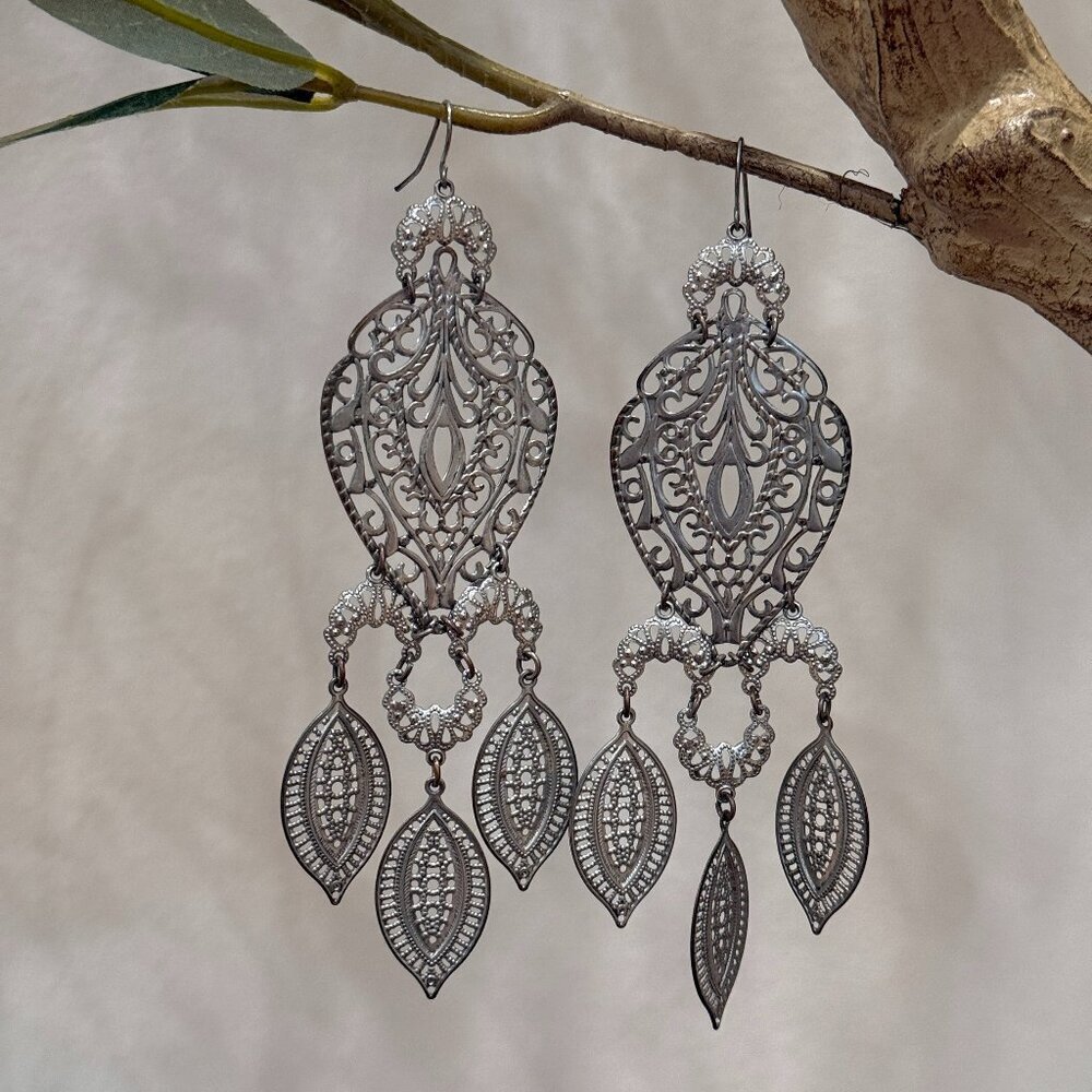 VINTAGE SILVER  EARRINGS
